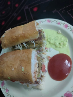 હોટ ડોગ (Hot dog Recipe in Gujarati) રેસીપી મુખ્ય ફોટો
