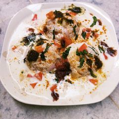 Mash ki Daal k Dahi Baray 😋 A picture of Mash ki Daal k Dahi Baray 😋.