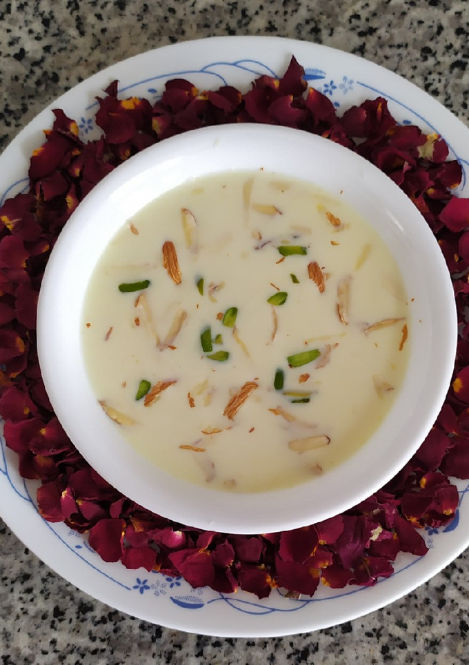 દૂધ પૌવા(Milk Pauva Recipe in Gujarati) રેસીપી મુખ્ય ફોટો
