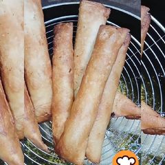 A picture of Chicken Vegetable Roll.