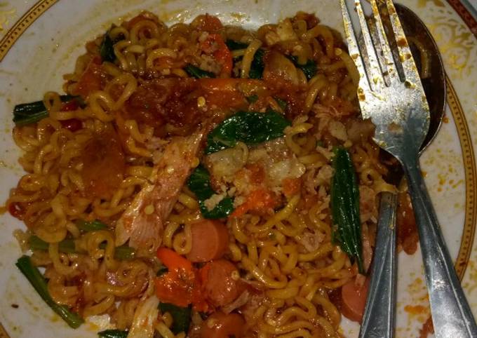 Mie goreng pedas mantap