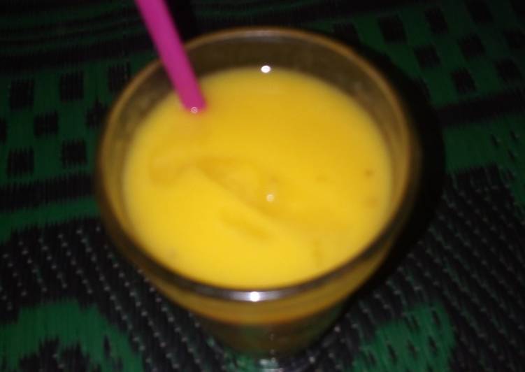 Step-by-Step Guide to Make Super Quick Homemade Mango smoothie | Easy Recipe For Dinner