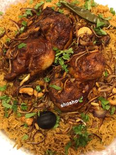 صورة لوصفة كبسة دجاج حمراء