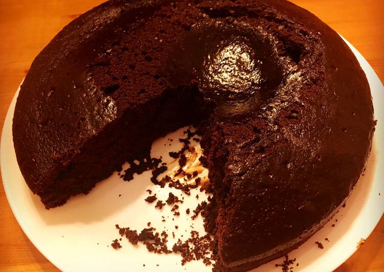 Gâteau un brin fondant au chocolat en poudre