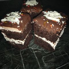 A picture of Alaska Brownies 😋😍🥰.