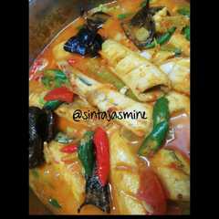 A picture of Mangut ikan cucut pedas.