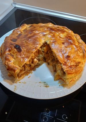 Une photo de Tourte forestière aux champignons et poulet