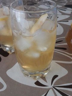 Una foto de Té verde al limón frío