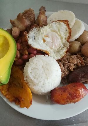 Una foto de Bandeja paisa o Bandeja de arriero
