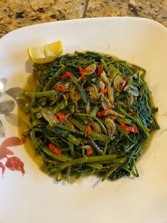 A picture of Stir-Fried Water Spinach with Garlic.