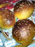 خبز البرغر باللبن