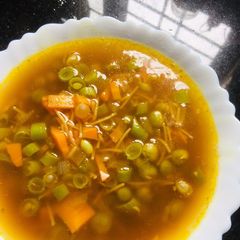 A picture of Wheat vermicelli vegetable soup.