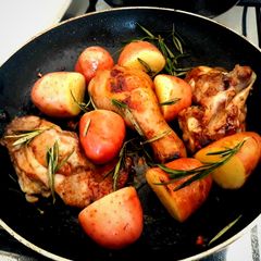 A picture of Balsamic Glazed Chicken.