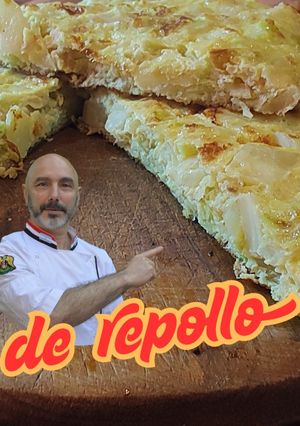 Una foto de Tortilla de repollo -  Eijat almalfuf