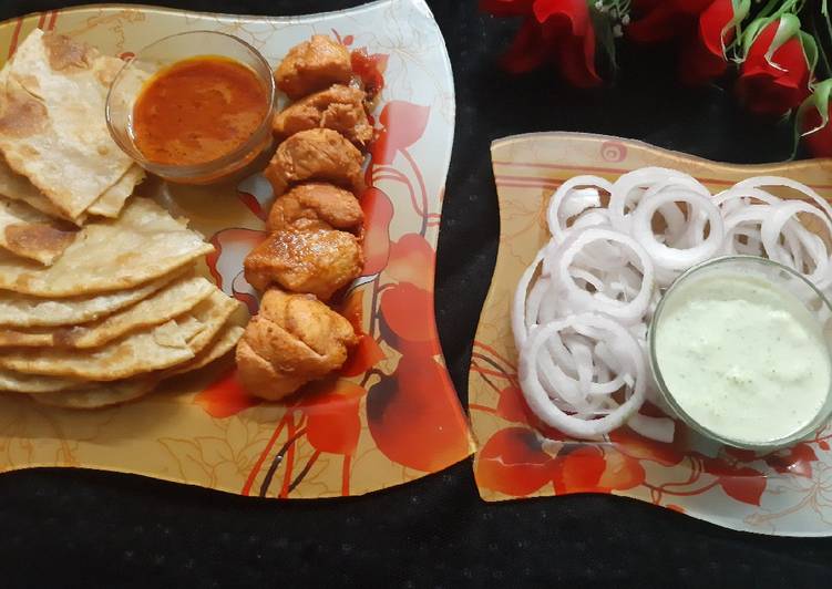 Chicken tikka with paratha and chutney