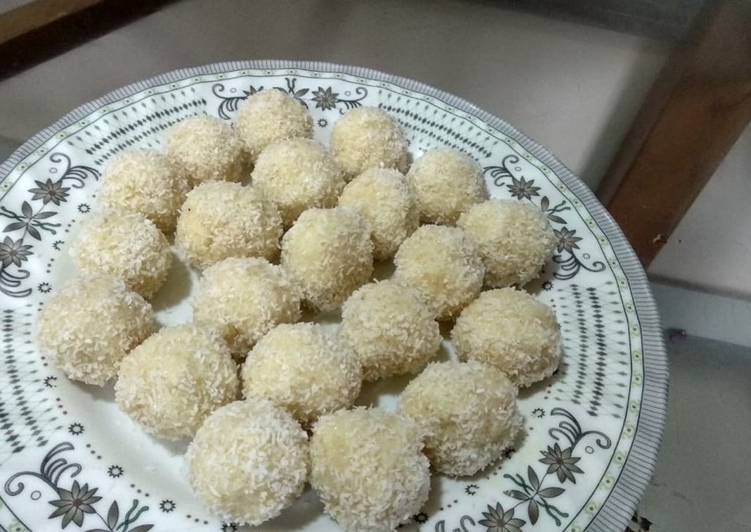 Recipe of Ultimate Coconut laddu