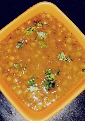 A picture of Masoor daal.