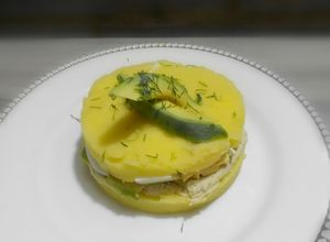 Una foto de Causa limeña