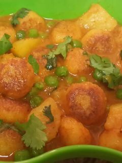বাঙালি স্টাইলে ছানার ডালনা রেসিপির প্রধান ছবি