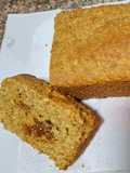 Budín de naranja y avena relleno de dulce de leche
