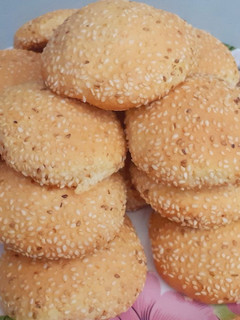 عکسی از دستور کلوچه ی کنجدی 😋