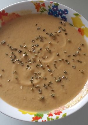 Foto principal de Crema de calabacín con langostinos