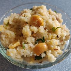 A picture of Kuthiraivali Arisi Pongal / Barnyard Millet Pongal 🍚.