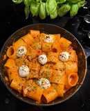 Spicy mozzarella rigatoni 🍝