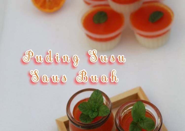 Puding Susu Saus Buah