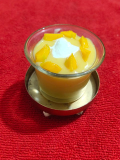 મેંગો લસ્સી (Mango Lassi Recipe In Gujarati) રેસીપી મુખ્ય ફોટો