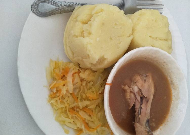 Recipe of Any-night-of-the-week Mashed potatoes with stewed chicken and cabbage