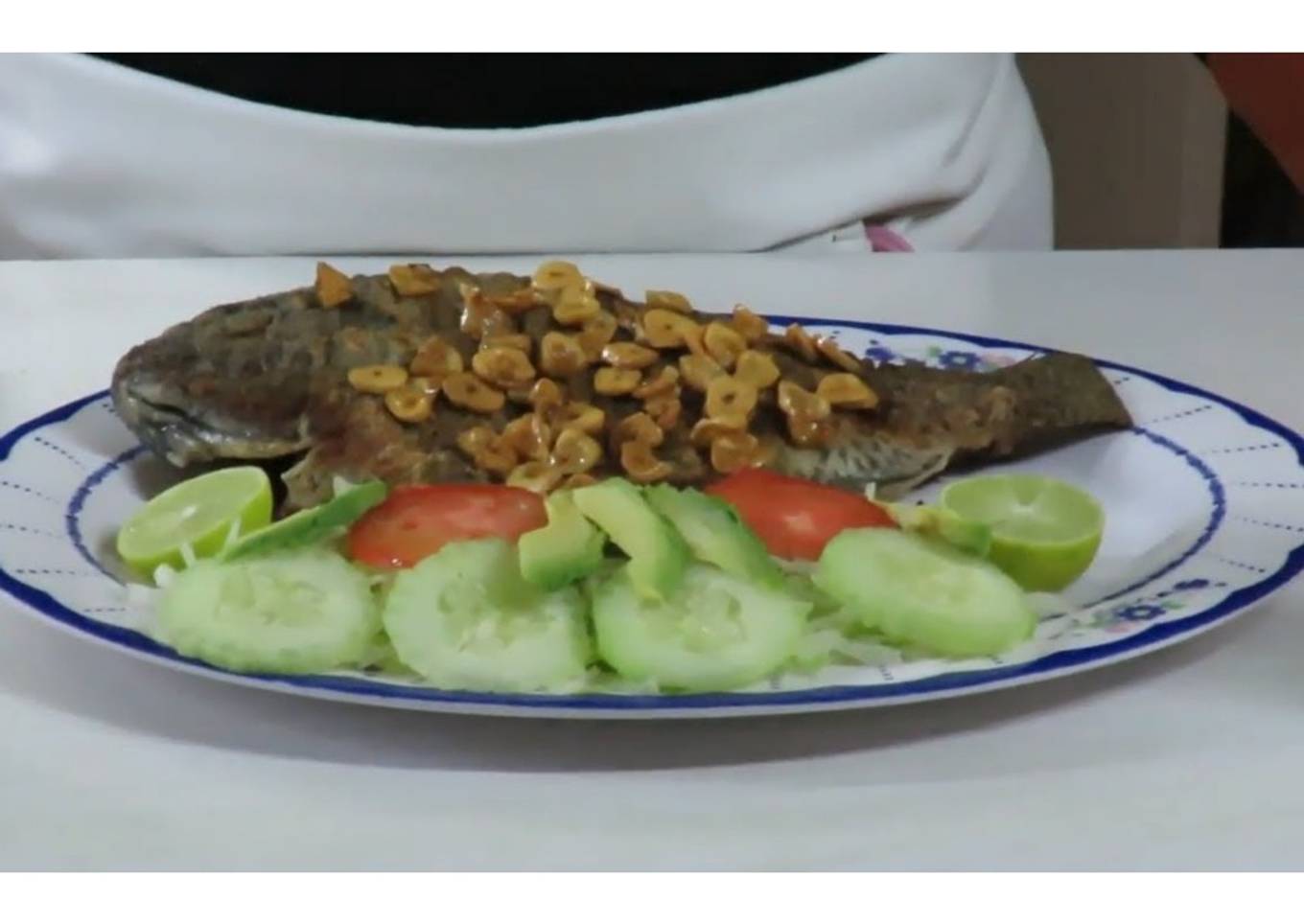 Mojarra al ajillo