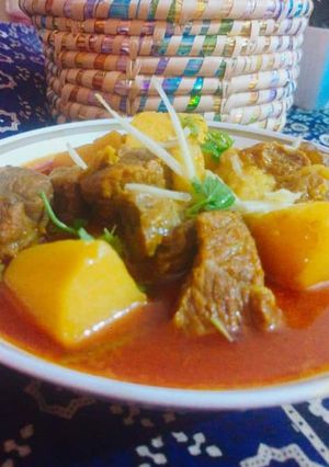 A picture of Aloo_Gosht.