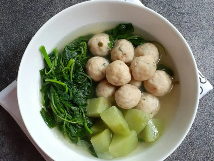 Cara Mudah Membikin Resep Bening Bayam Pentol Tempe yang Menggugah Selera Anti Ribet, Lezat