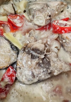A picture of Pinaksiw sa Gata na Tulingan(Tuna).