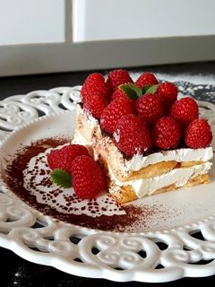 O poză a rețetei Tiramisu cu zmeură.
