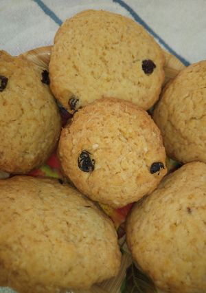 A picture of Coconut cookies.