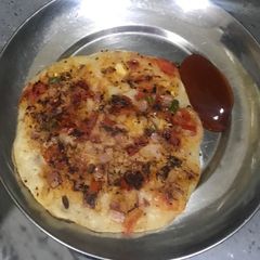 A picture of Uttapam.
