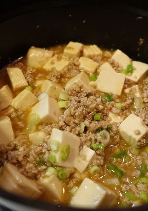絞肉燉豆腐。麻婆豆腐不辣版~ 的食譜成品照片