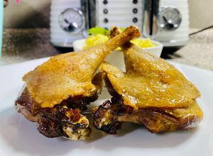 Una foto de Pato asado con toques de miel