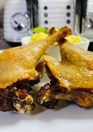 Una foto de Pato asado con toques de miel