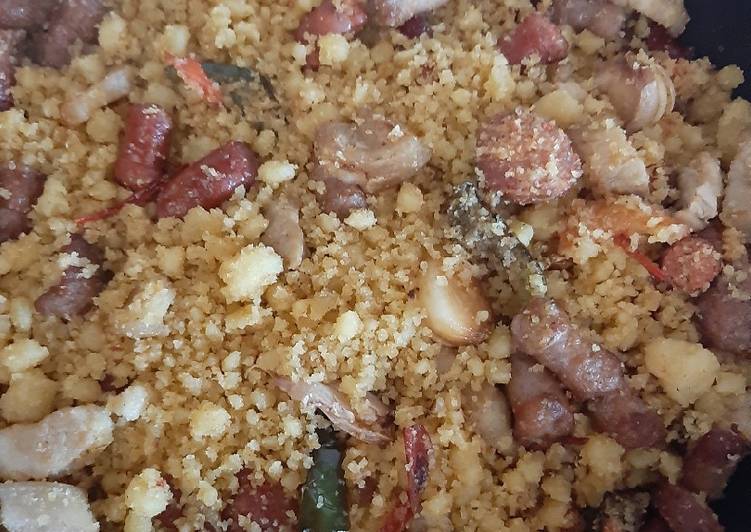 Migas de sémola con tropezones de carne