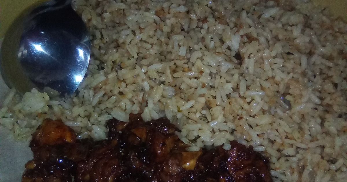 NASGOR SEAWEED SEAFOOD MENTEGA dengan TELUR ORAK ARIK KECAP