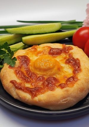 Фото Білковий сніданок з творогом, яйцями та сиром 🧀🍳.