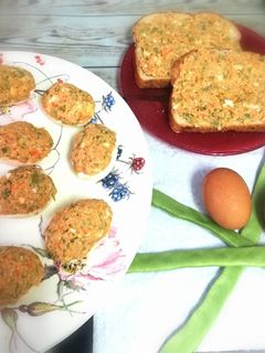 Una foto de Huevos Rellenos con Atún y !Judías verdes!