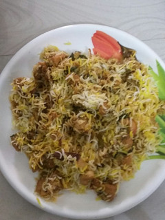 A picture of Quick chicken dum biryani.