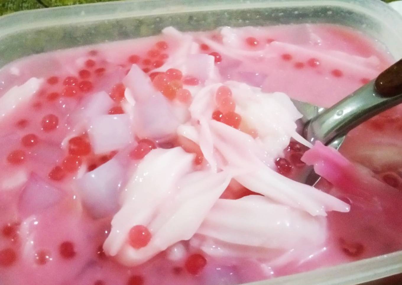 Es Campur Merah Muda