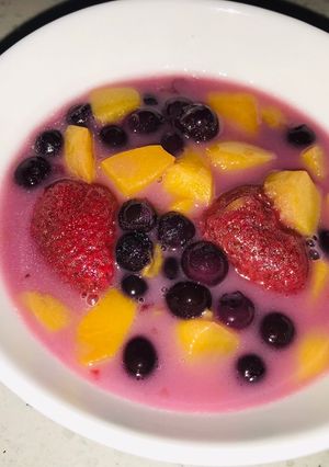 Una foto de Ensalada de frutas en conserva con coco