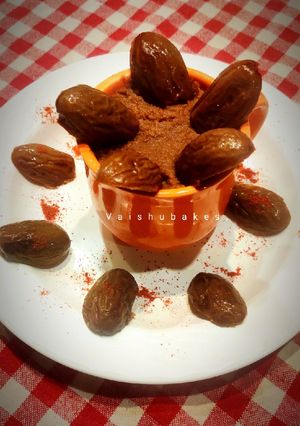 A picture of Oriental style Dates Dip.