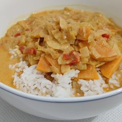 A picture of Sweet potato leek curry.